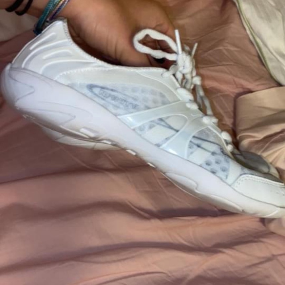 cheer shoes